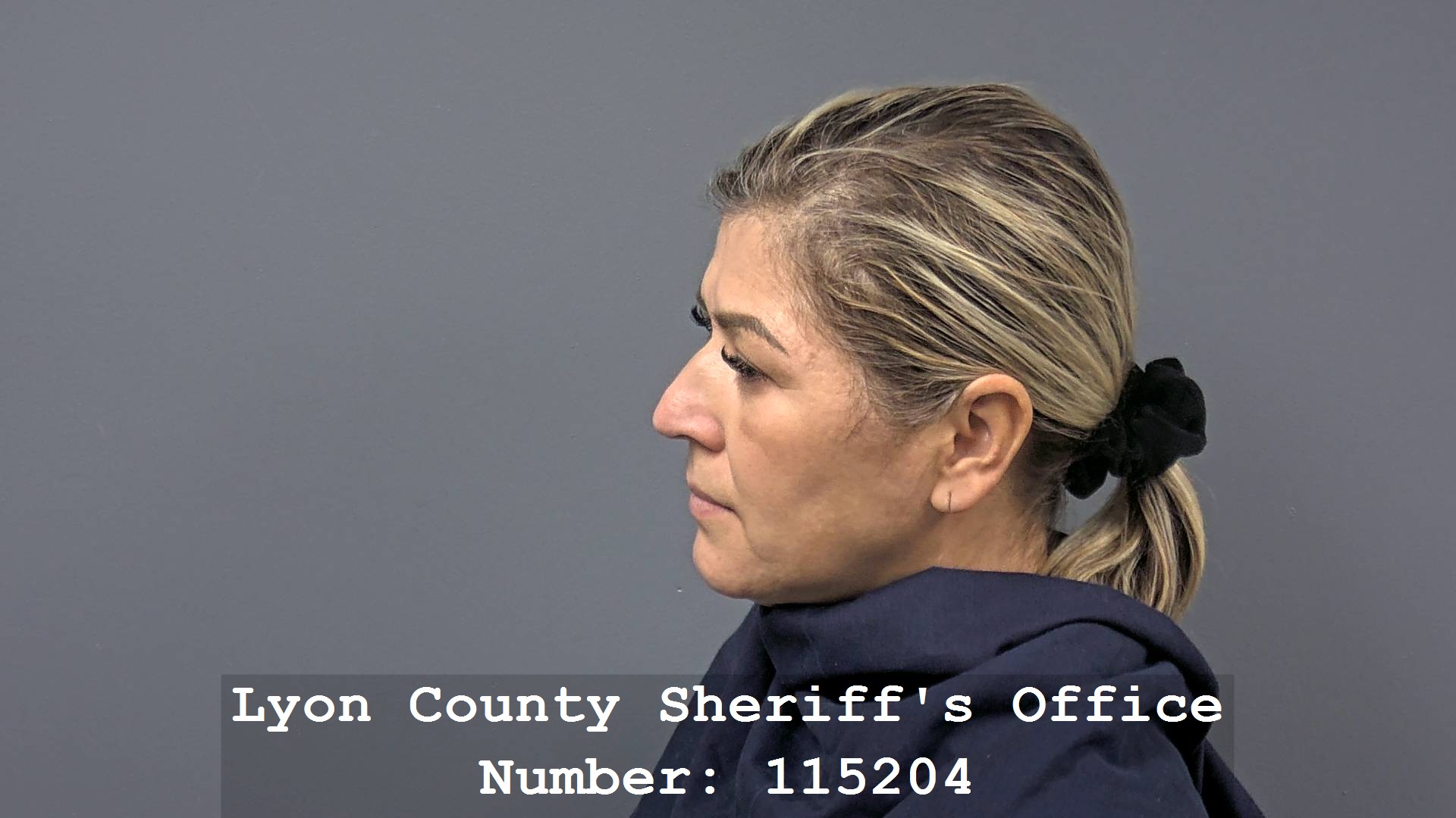 IRIS SANDOVAL Profile Mugshot